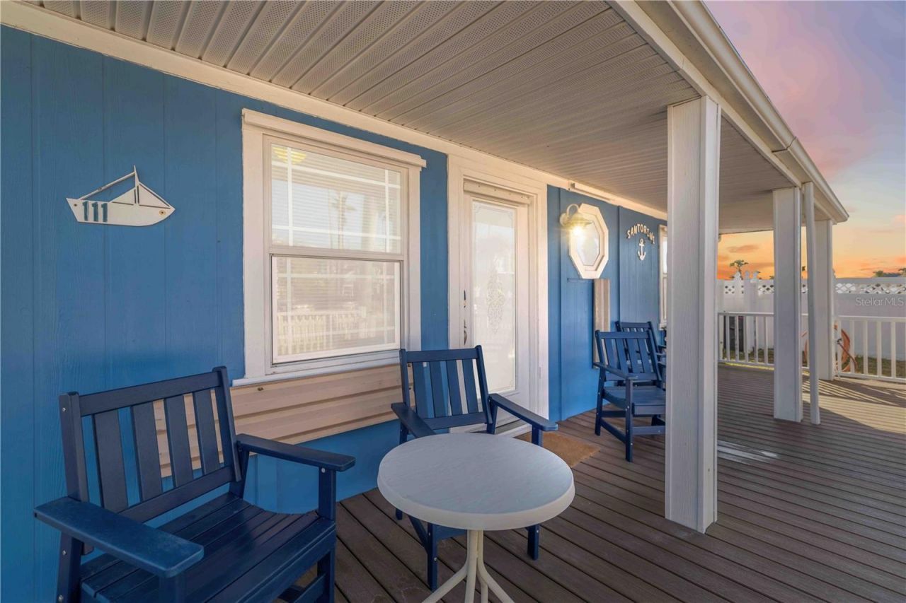 111 9th Street N, Bradenton Beach, FL 34217 Photo