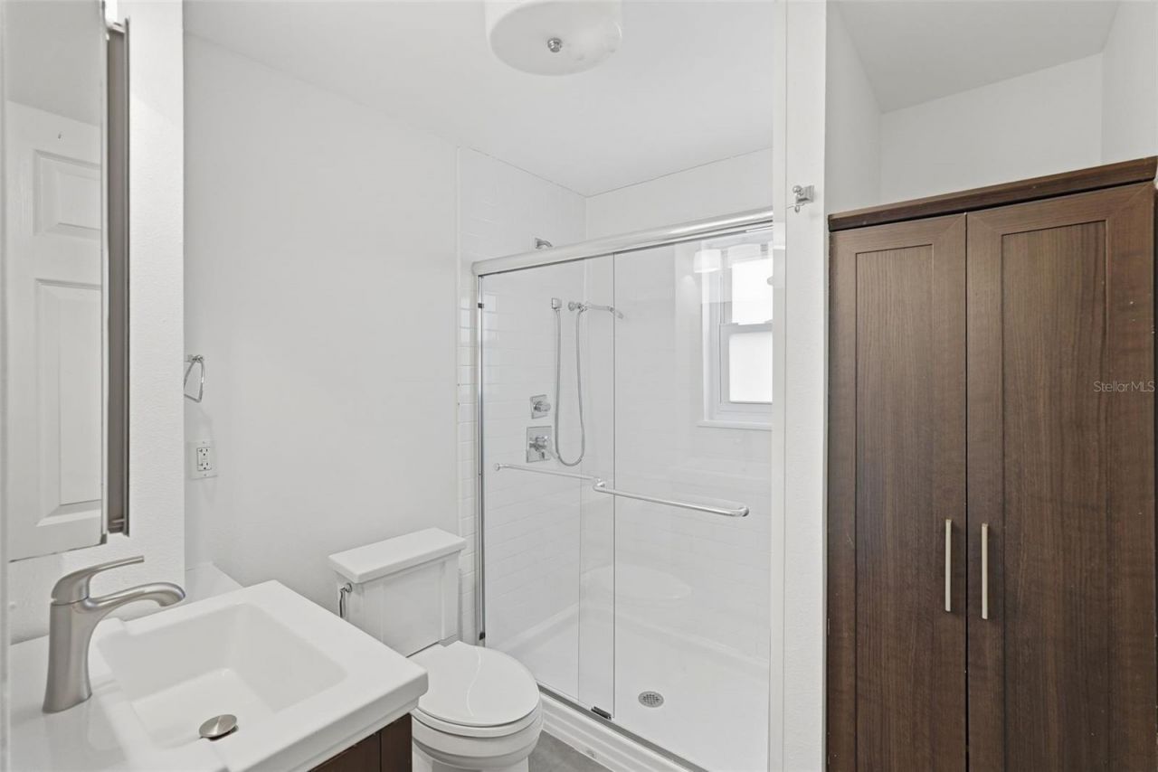 2059 Burlington Avenue N, Saint Petersburg, FL 33713 Photo