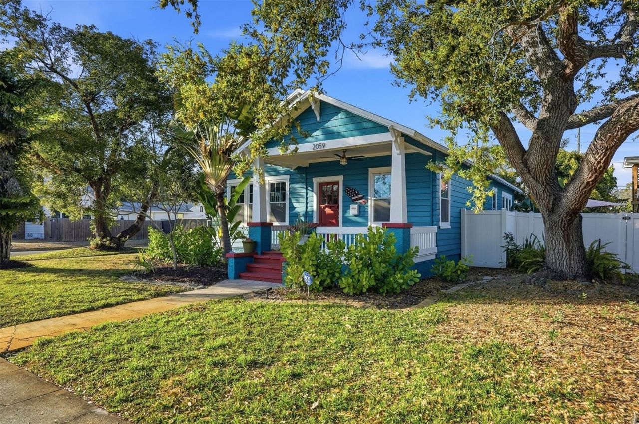2059 Burlington Avenue N, Saint Petersburg, FL 33713 Photo
