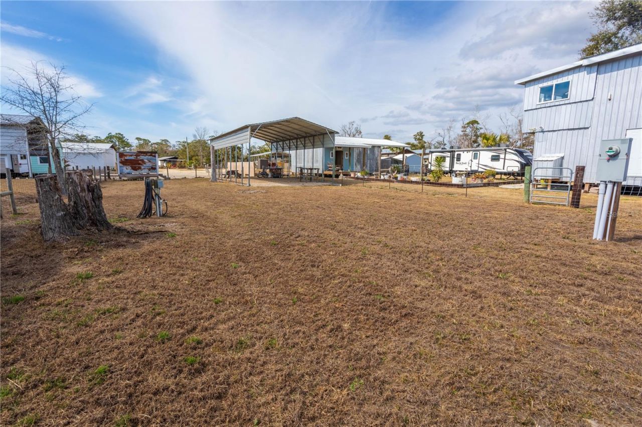507 4th Street Nw, Steinhatchee, FL 32359 Photo