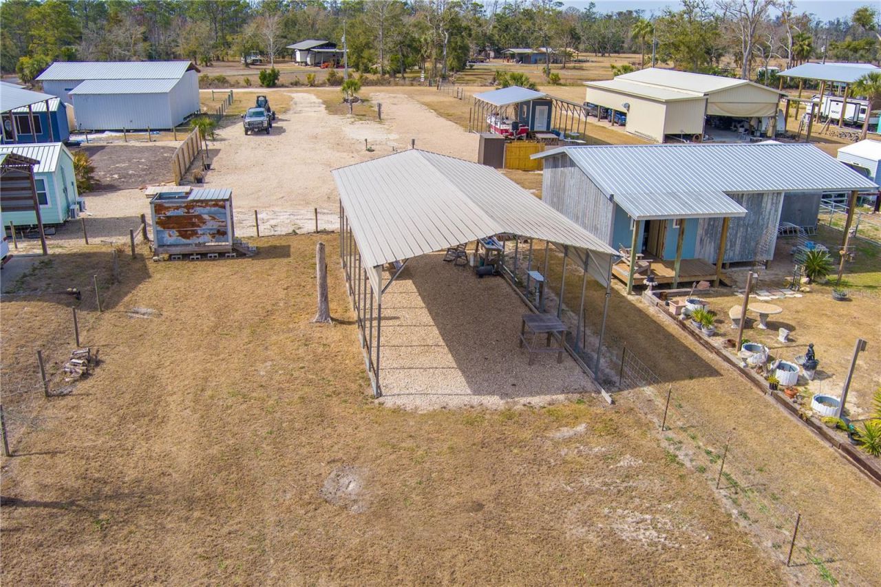 507 4th Street Nw, Steinhatchee, FL 32359 Photo