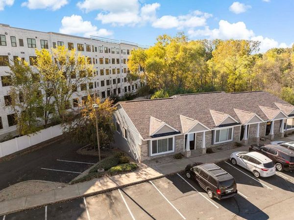 2560 Rice Street , Little Canada, MN 55113