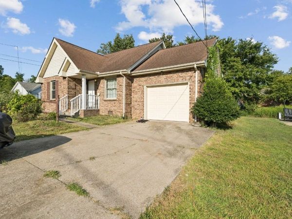 1544 Heritage View Blvd, Madison, TN 37115