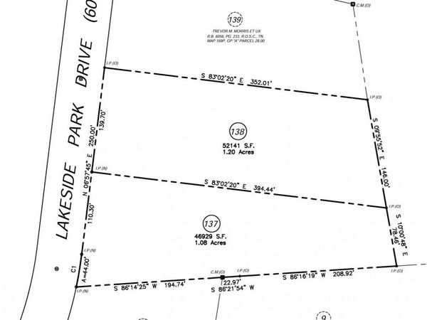 110 Lakeside Park Dr , Hendersonville, TN 37075