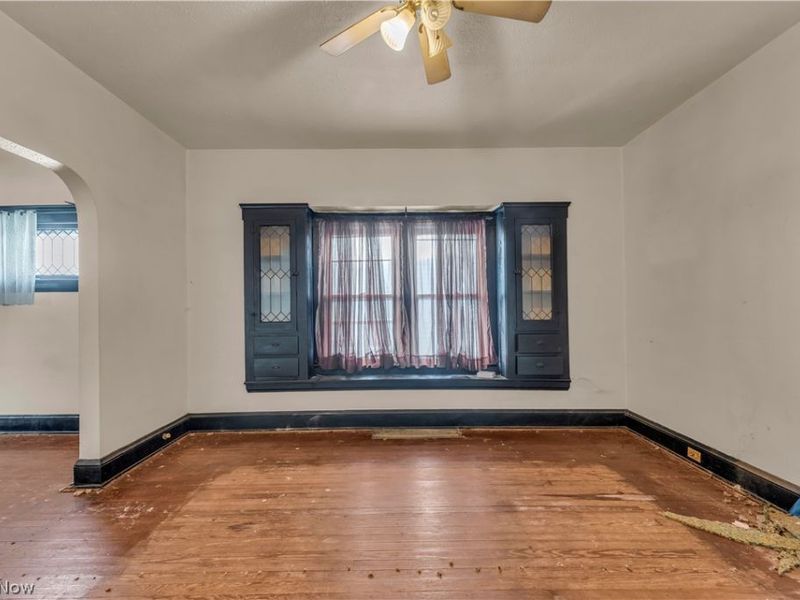 9617 Mount Auburn Avenue, Cleveland, OH 44104 Photo 20