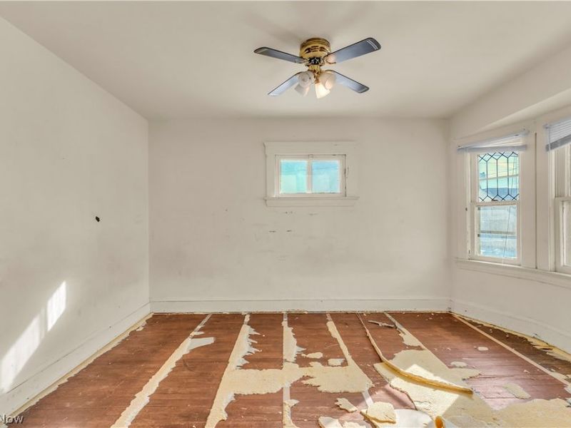 9617 Mount Auburn Avenue, Cleveland, OH 44104 Photo 27