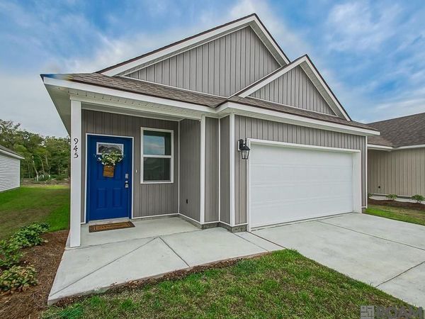 945 Drago Dr, Baton Rouge, LA 70820
