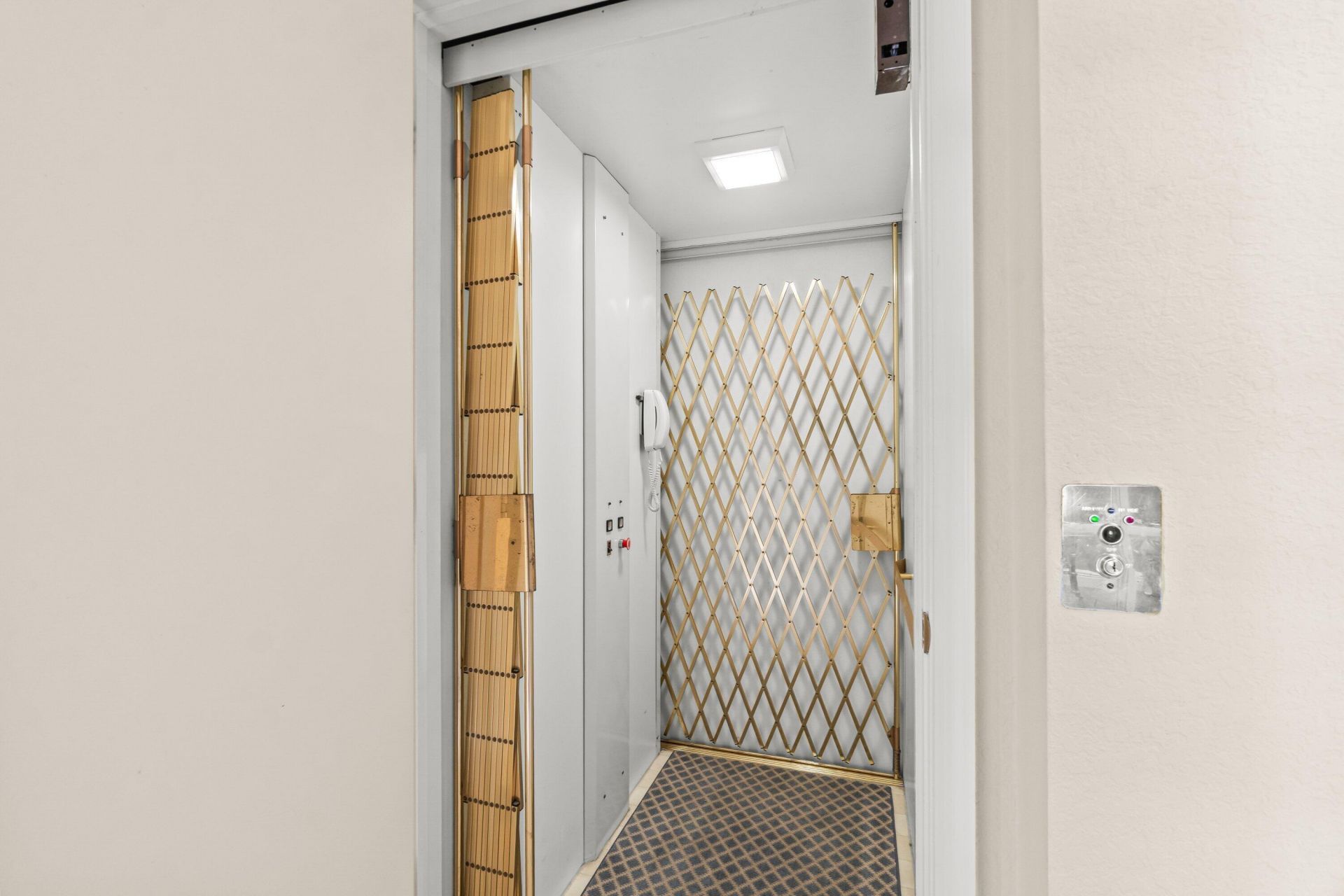 6229 Graycliff Drive, Unit D, Boca Raton, FL 33496 Photo