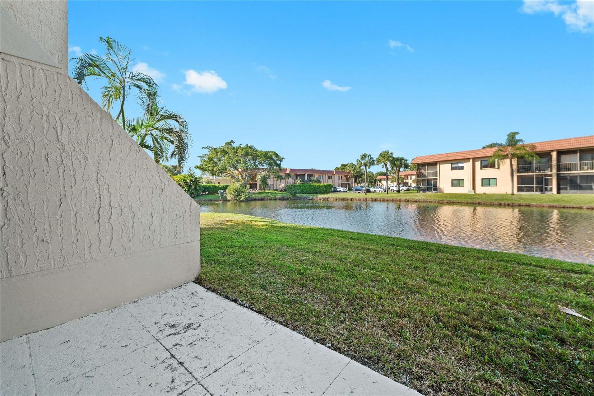 140 Lakeview Dr, Unit 103, Weston, FL 33326 Photo