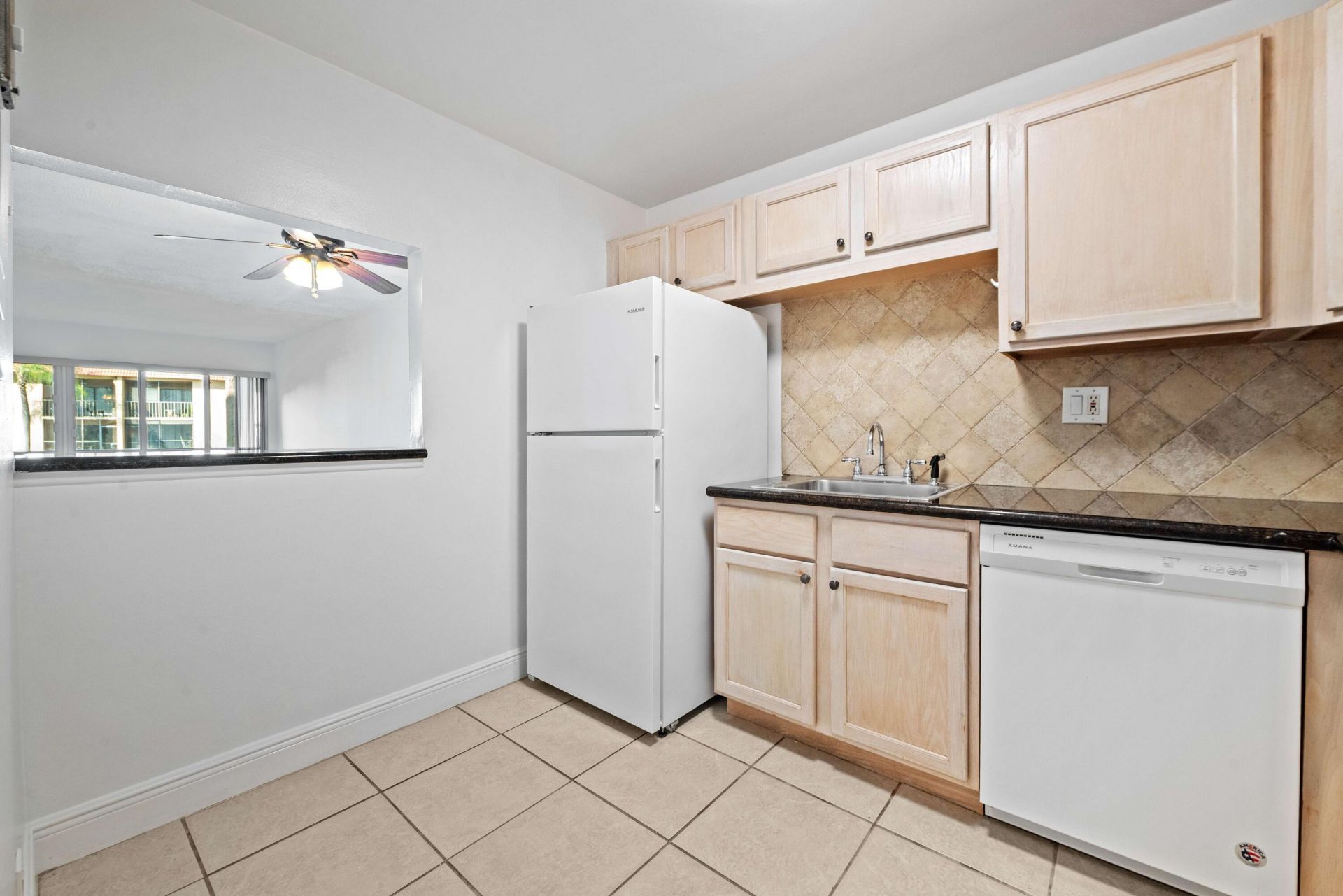 140 Lakeview Drive, Unit 103, Weston, FL 33326 Photo