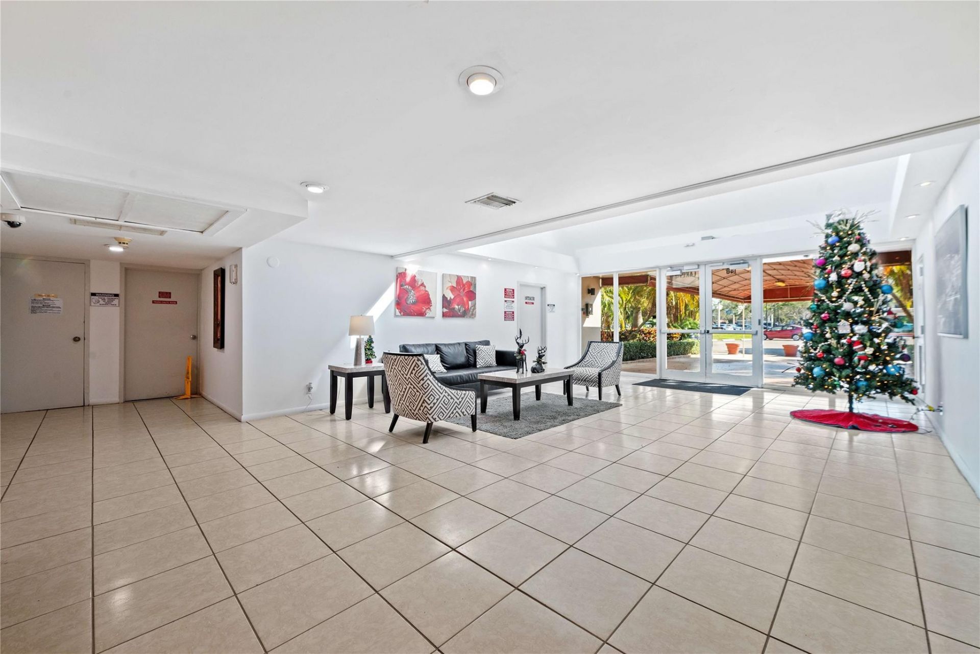 140 Lakeview Dr, Unit 103, Weston, FL 33326 Photo