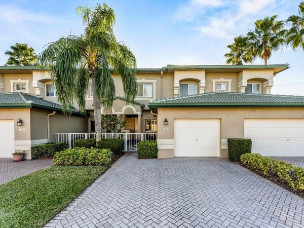 7832 E Exeter Blvd E, Unit 102, Tamarac, FL 33321