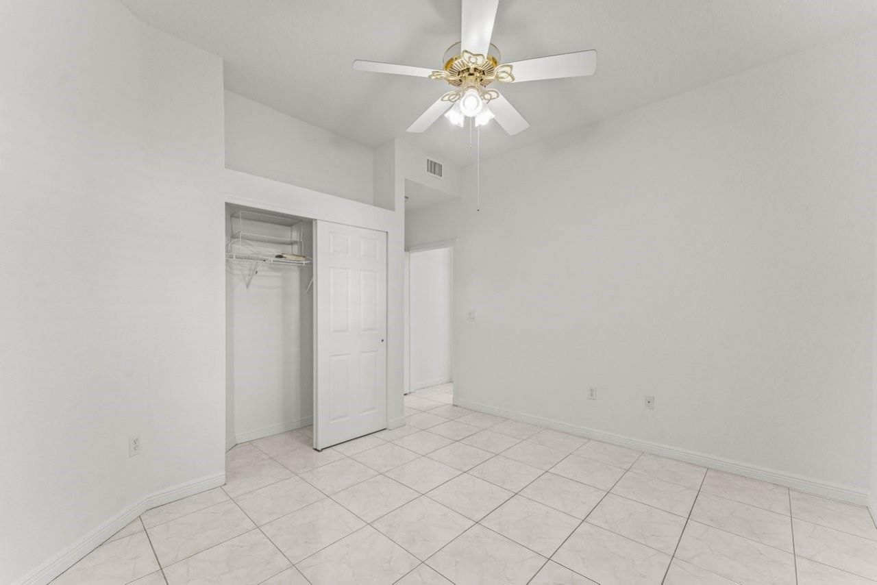 7832 E Exeter Boulevard, Unit 102, Tamarac, FL 33321 Photo