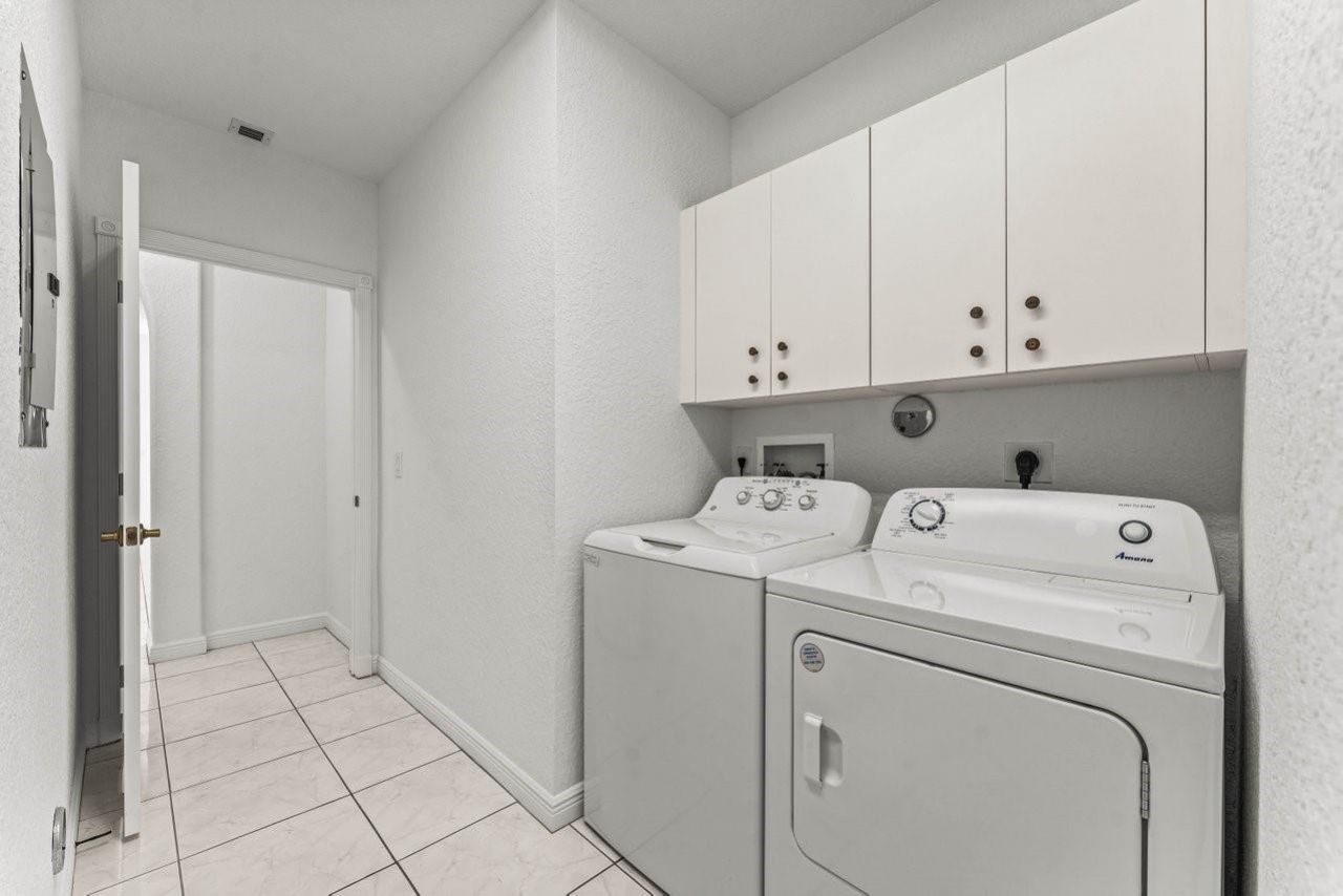 7832 E Exeter Boulevard, Unit 102, Tamarac, FL 33321 Photo