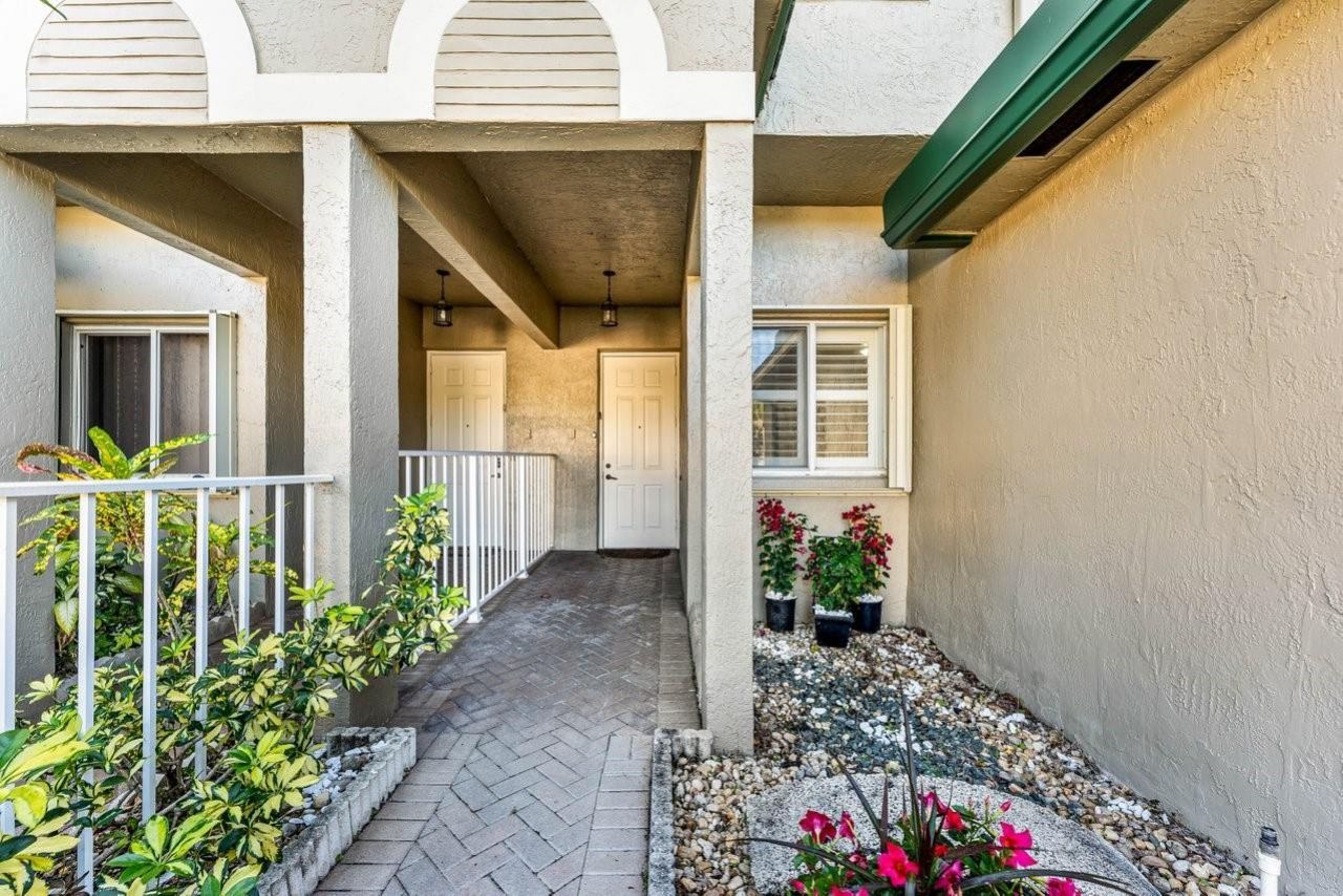 7832 E Exeter Boulevard, Unit 102, Tamarac, FL 33321 Photo