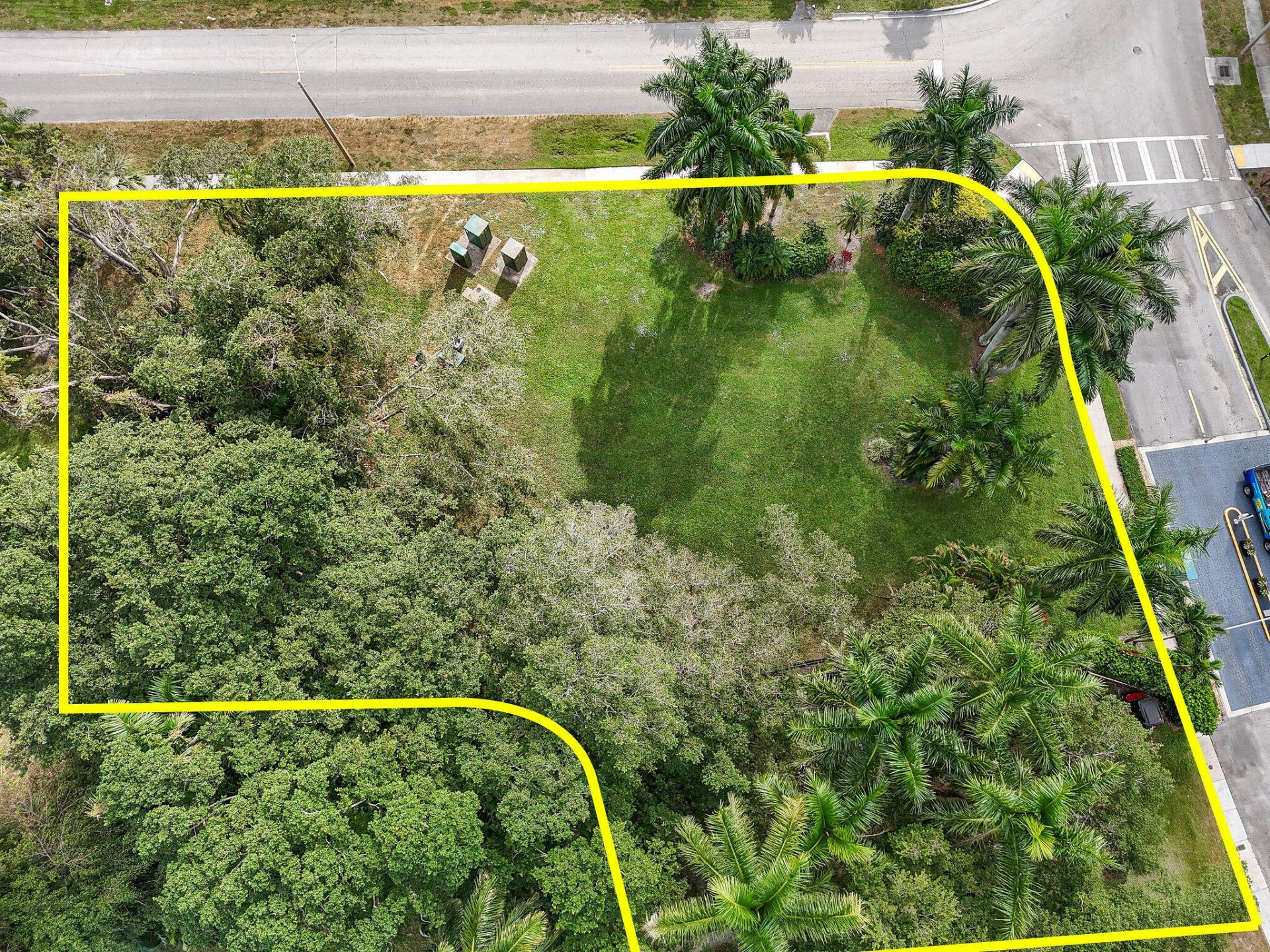 1617 Embassy Drive, West Palm Beach, FL 33401 Photo