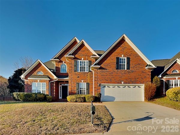 2562 Firethorn Court , Gastonia, NC 28056