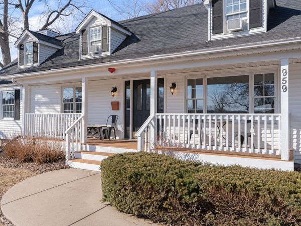 959 W Ogden Avenue, Naperville, IL 60563