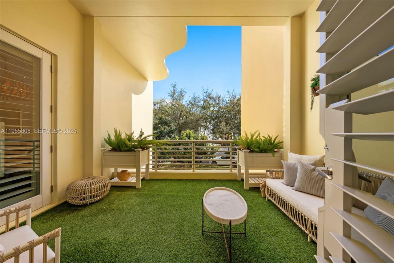 211 Zoe Way , Miami Beach, FL 33141 Photo