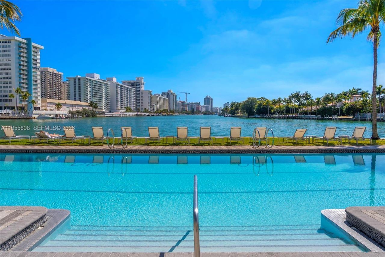 211 Zoe Way , Miami Beach, FL 33141 Photo