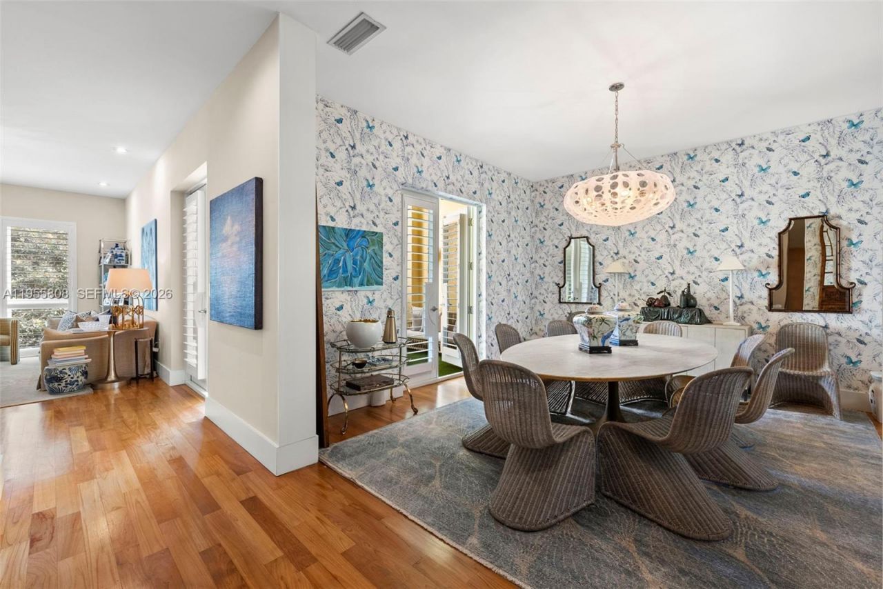 211 Zoe Way , Miami Beach, FL 33141 Photo