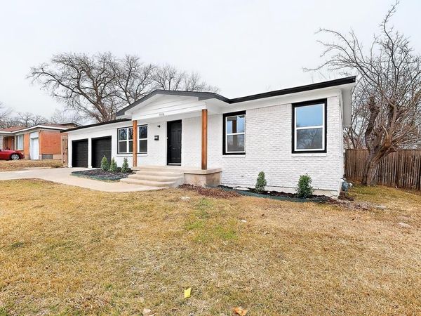 1816 Ellington Drive, Fort Worth, TX 76112