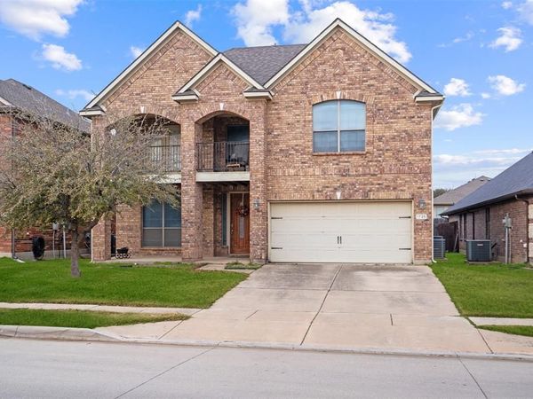 1725 Quails Nest Drive, Fort Worth, TX 76177