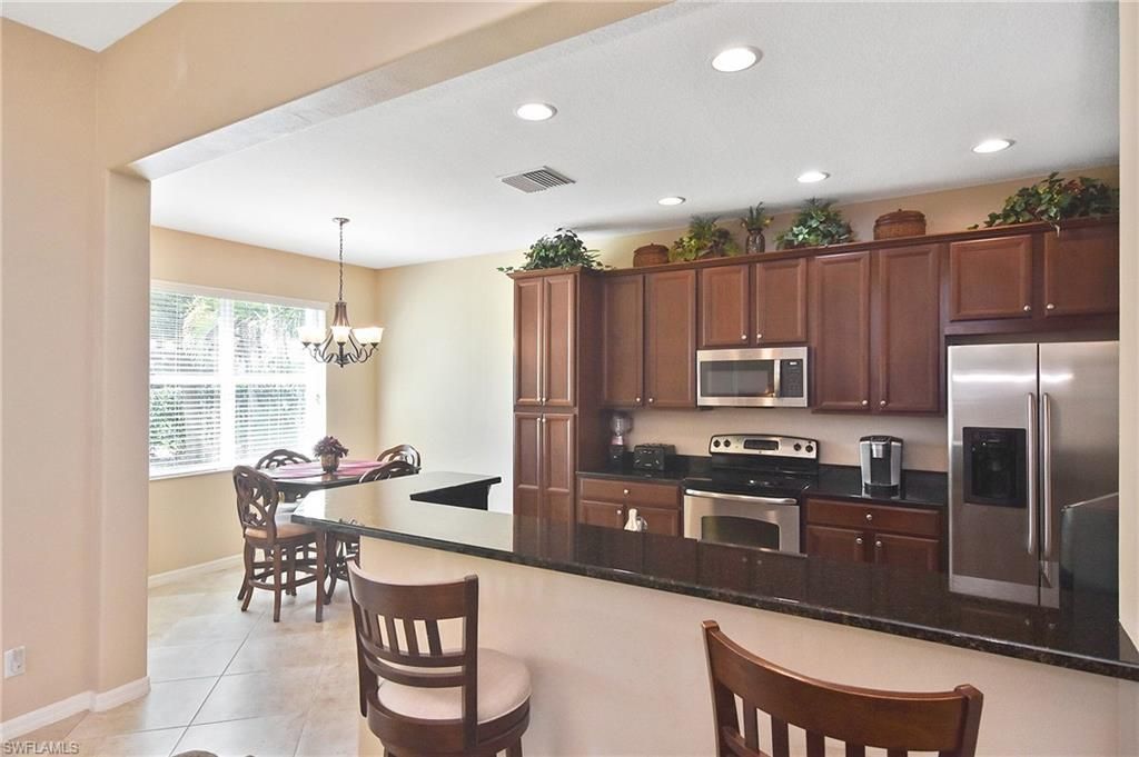 2640 Maraval Ct, Cape Coral, FL 33991 Photo