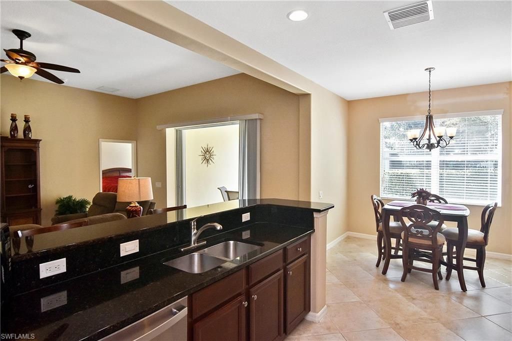 2640 Maraval Ct, Cape Coral, FL 33991 Photo