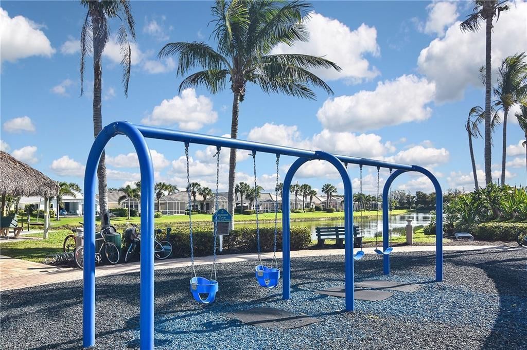 2640 Maraval Ct, Cape Coral, FL 33991 Photo