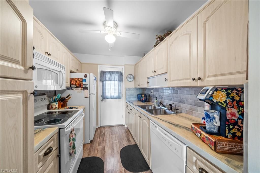 1766 Cape Coral Pkwy E, Unit 205, Cape Coral, FL 33904 Photo