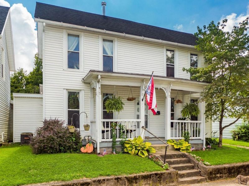 531 E Franklin Street, Circleville, OH 43113 Photo 2