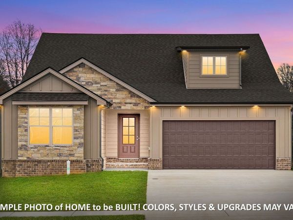 908 Bankside Dr, Clarksville, TN 37043