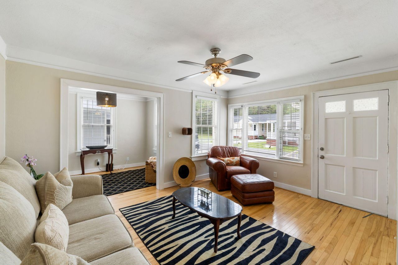 3728 Tim Street Photo 6