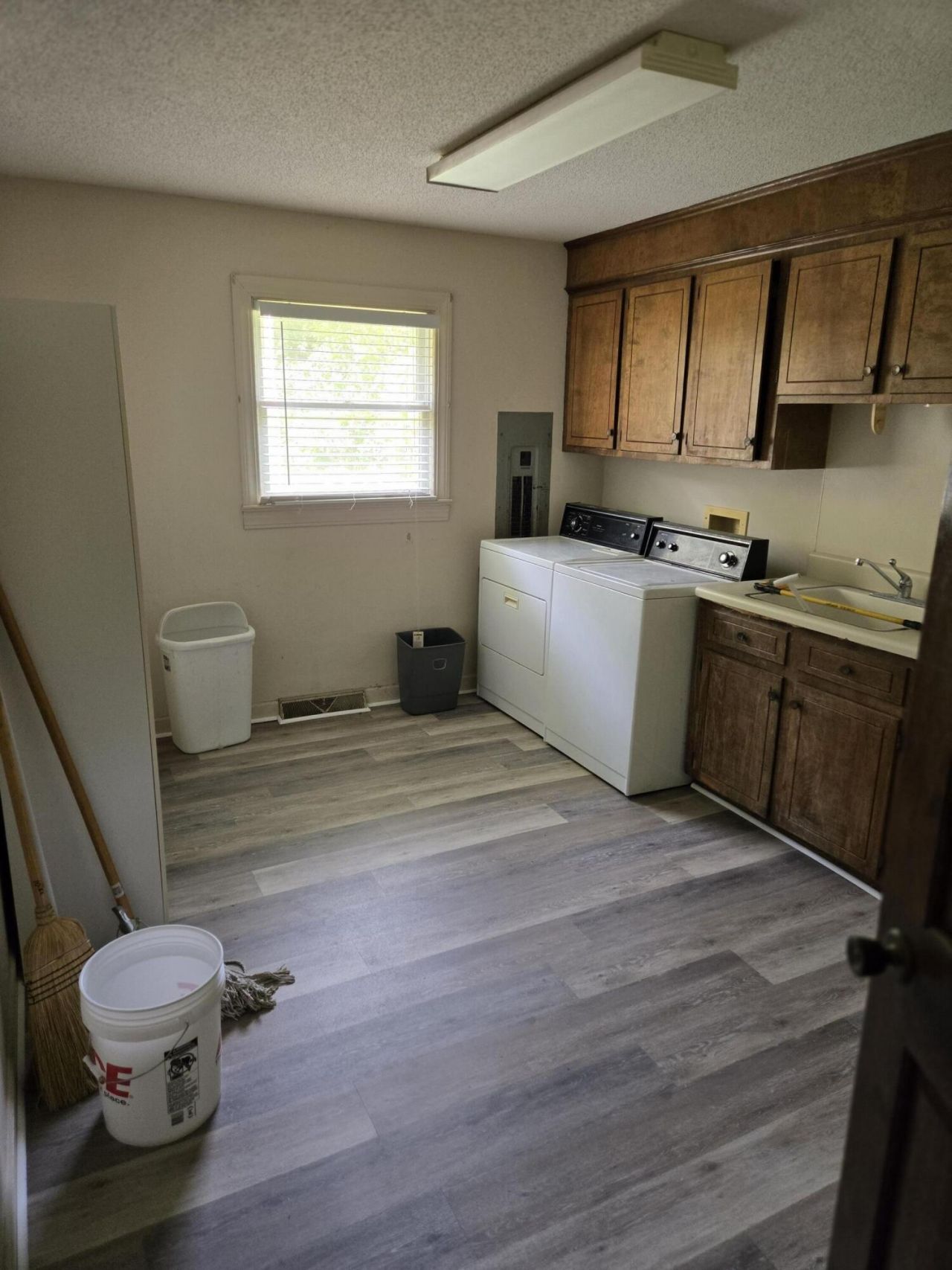 224 Country Club Boulevard Photo 16