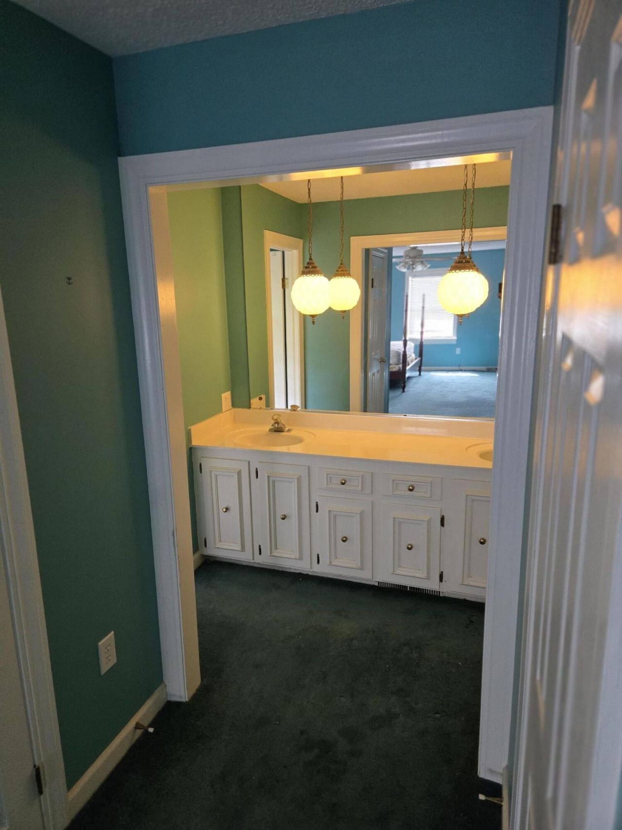 224 Country Club Boulevard Photo 19