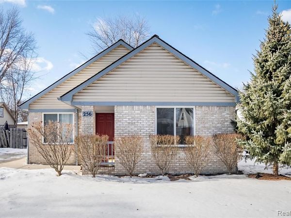 256 Crocker Boulevard, Mt. Clemens, MI 48043