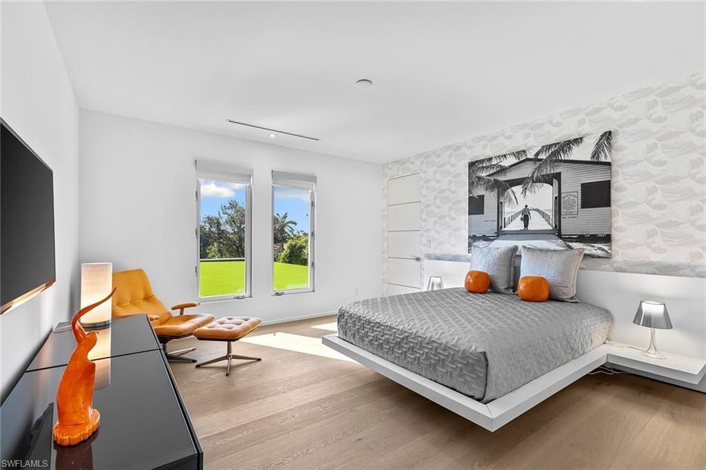 652 Bougainvillea Rd, Naples, FL 34102 Photo