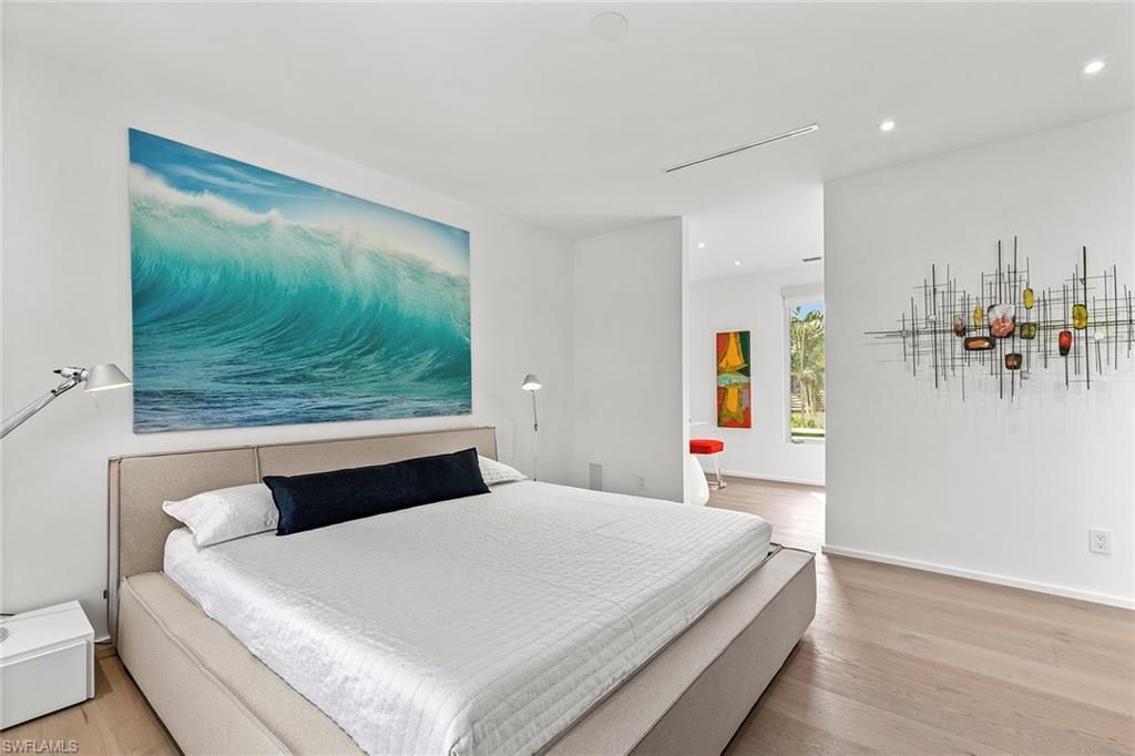 652 Bougainvillea Rd, Naples, FL 34102 Photo