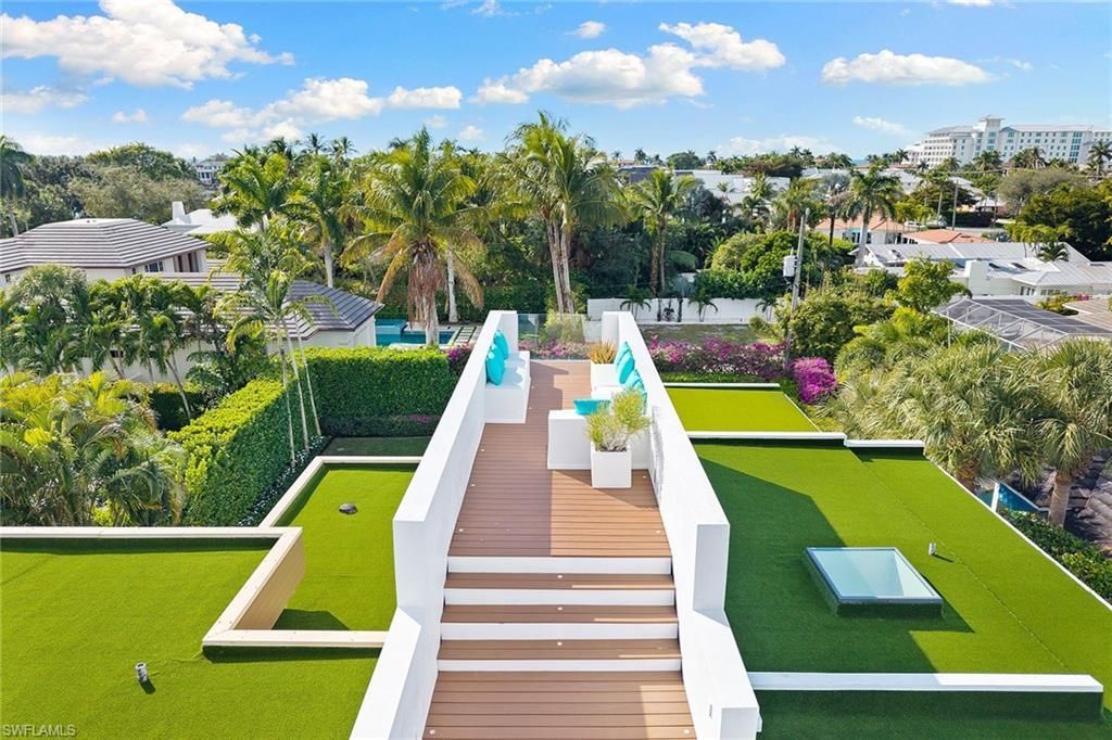 652 Bougainvillea Rd, Naples, FL 34102 Photo