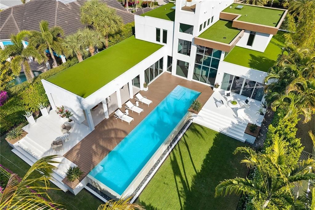 652 Bougainvillea Rd, Naples, FL 34102 Photo