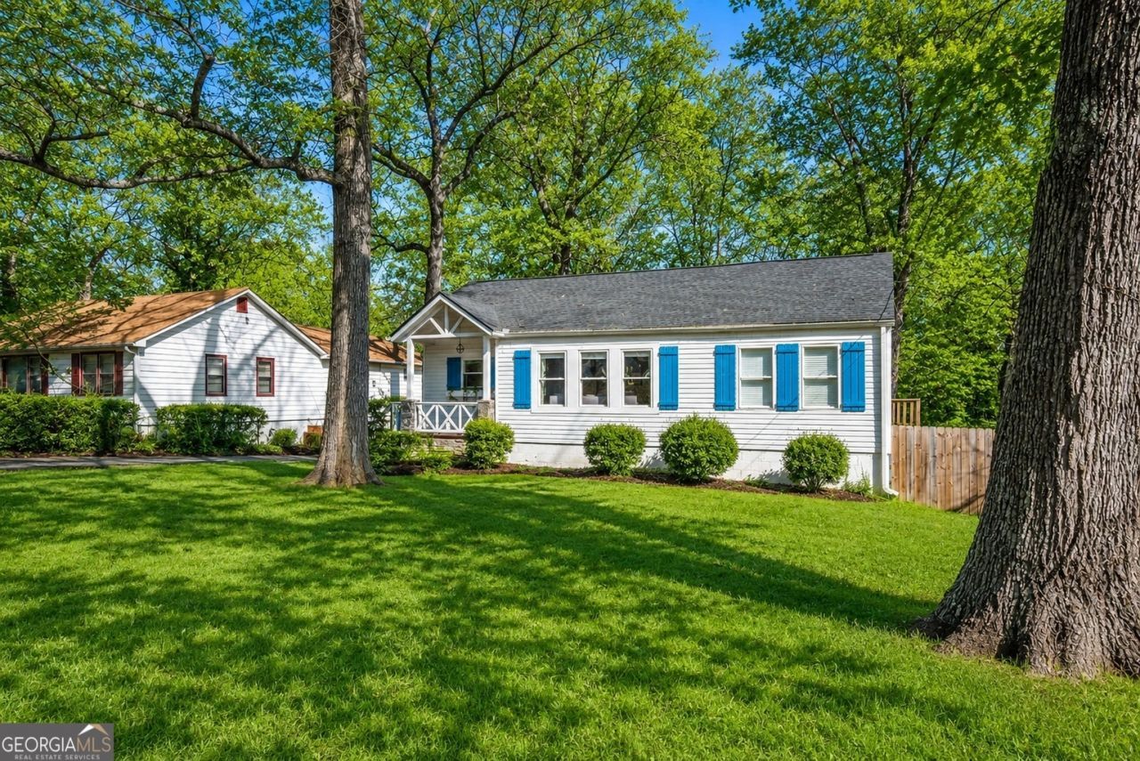 2071 Gober Avenue Se, Smyrna, GA 30080 Main Photo