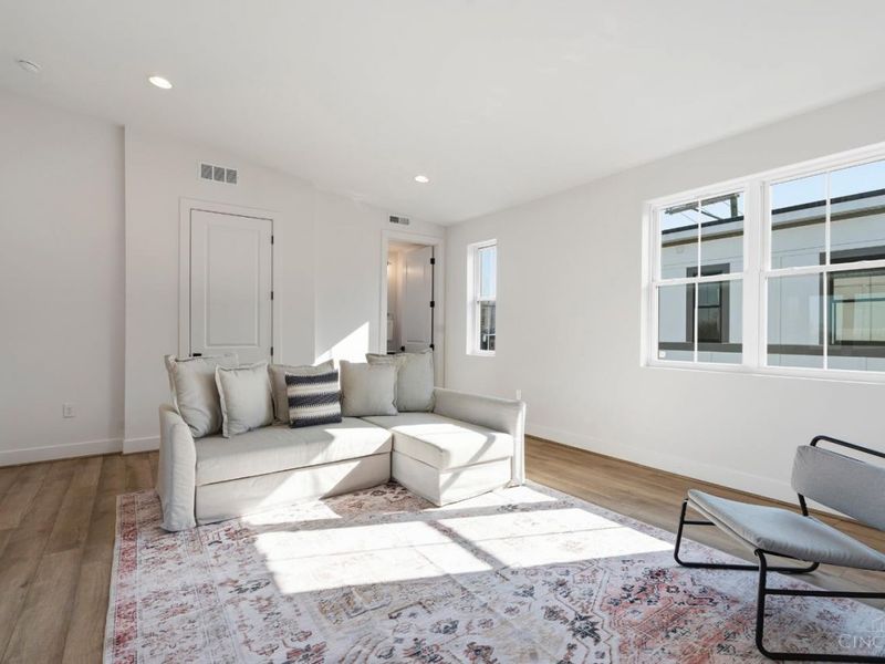 3725 Isabella Avenue, Unit 4, Cincinnati, OH 45209 Photo 55