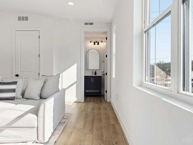 3725 Isabella Avenue, Unit 4, Cincinnati, OH 45209 Photo 57