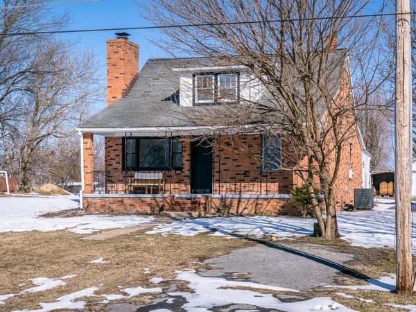 314 W SPRING AVE, ELKTON, VA 22827