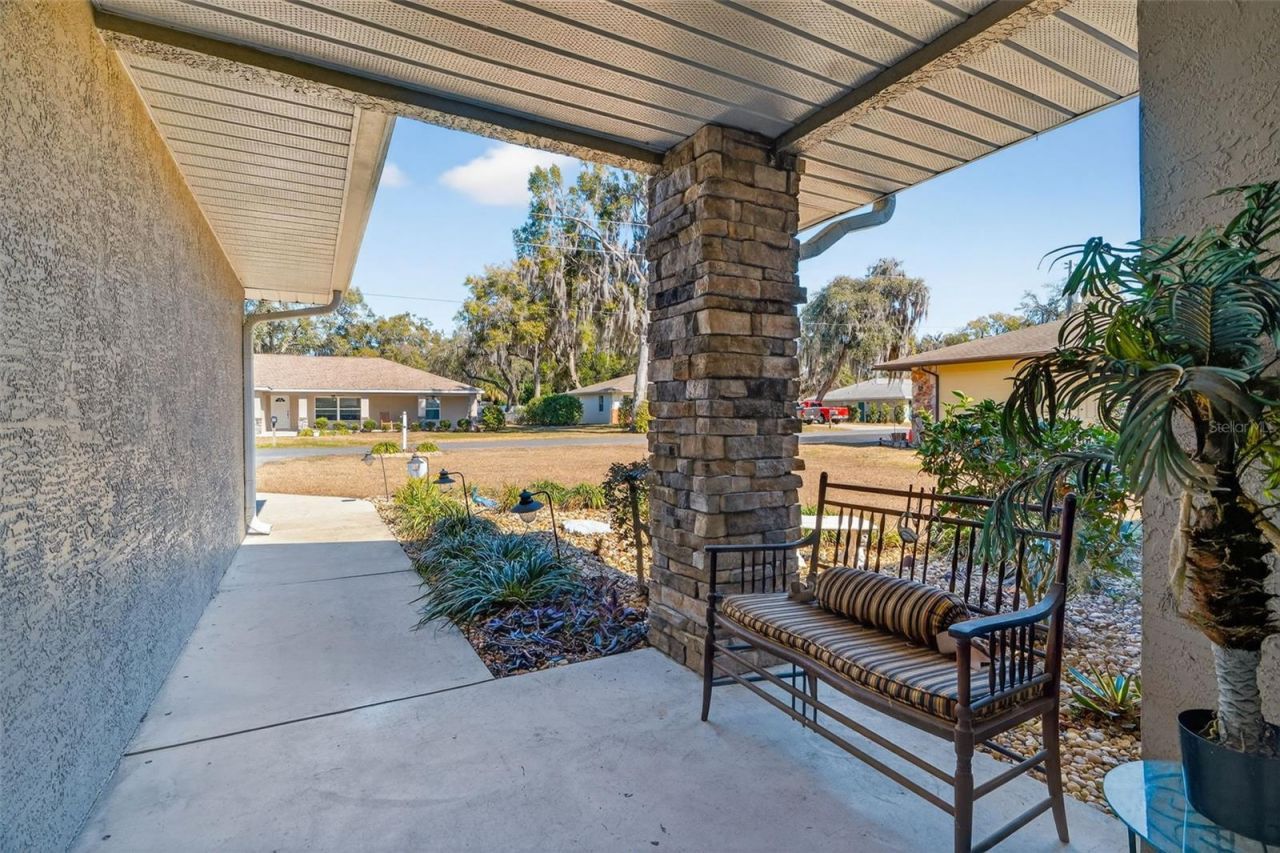 115 S Hunting Lodge Drive, Inverness, FL 34453 Photo