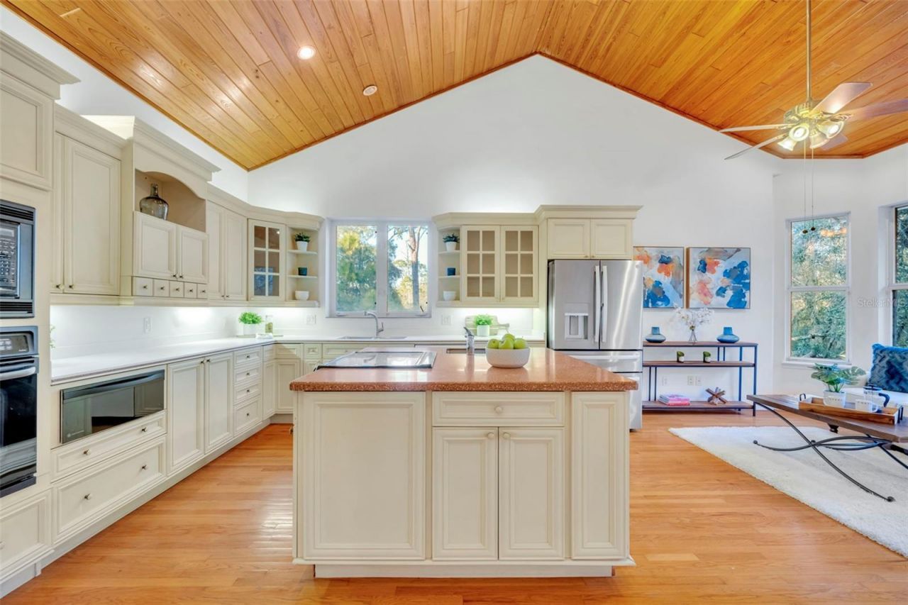 641 Pine Hill Boulevard, Geneva, FL 32732 Photo