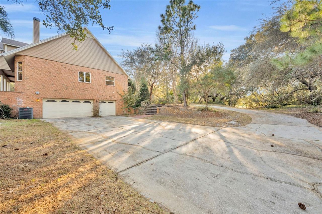 641 Pine Hill Boulevard, Geneva, FL 32732 Photo