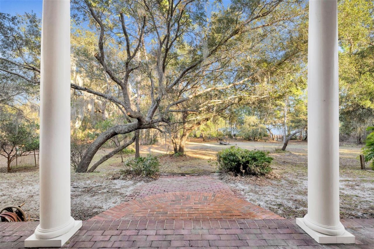 641 Pine Hill Boulevard, Geneva, FL 32732 Photo