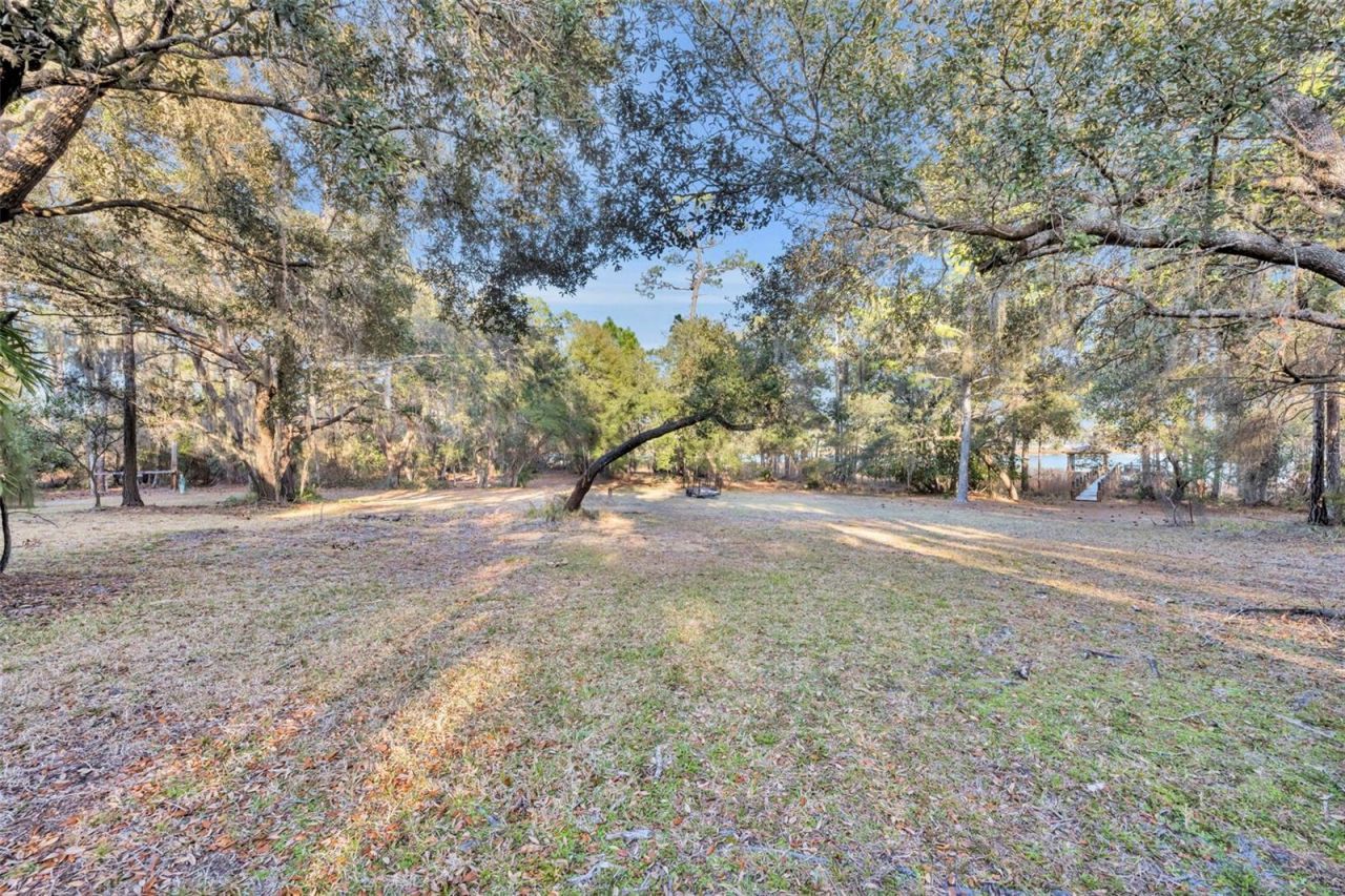 641 Pine Hill Boulevard, Geneva, FL 32732 Photo